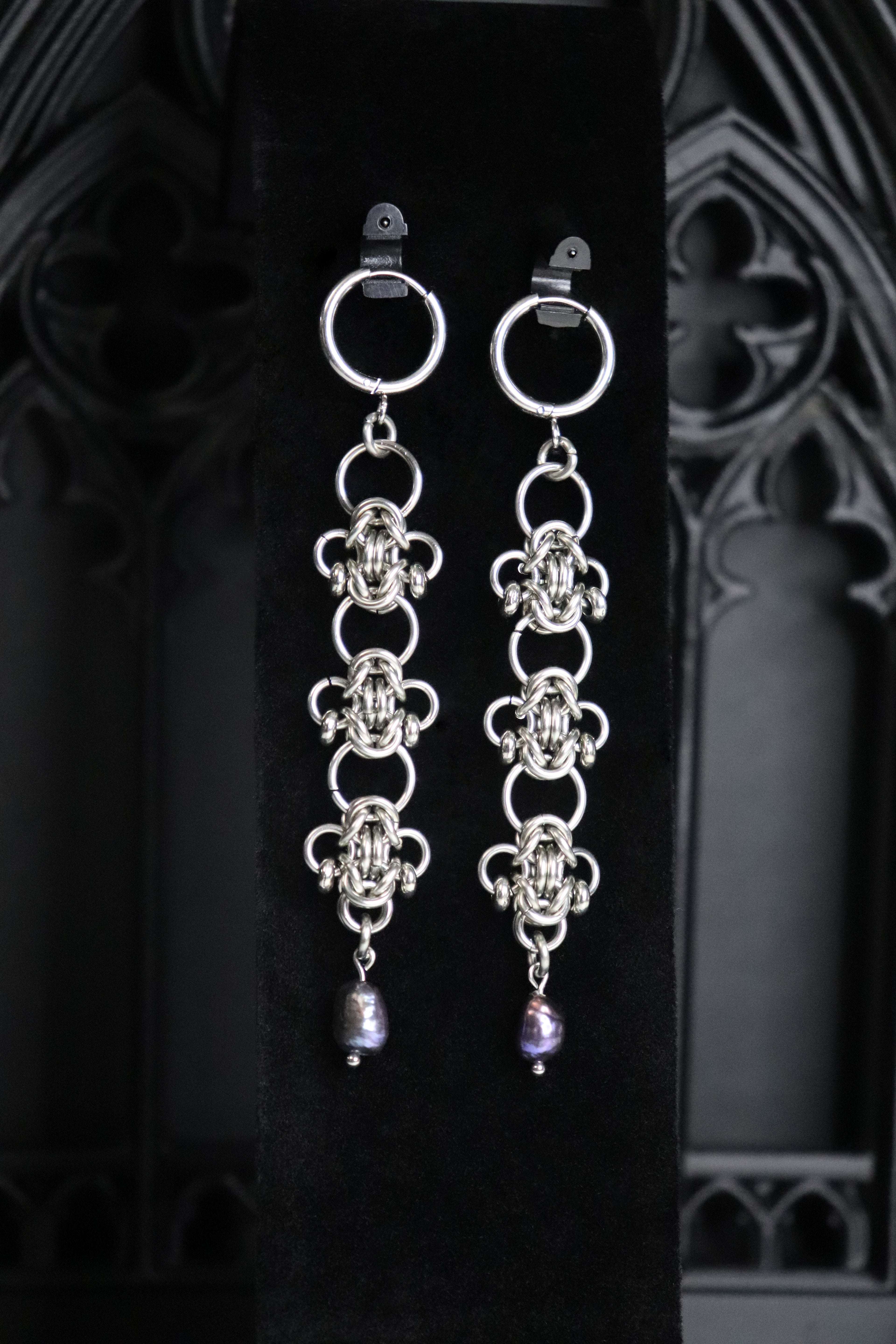 Siren Earrings Black