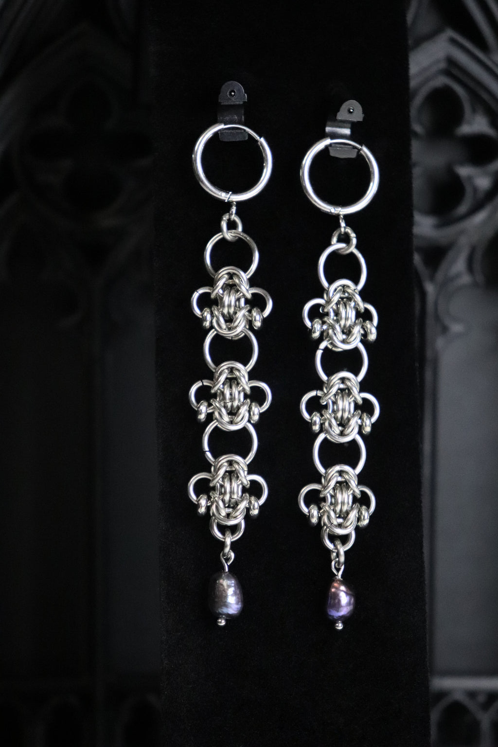 Siren Earrings Black