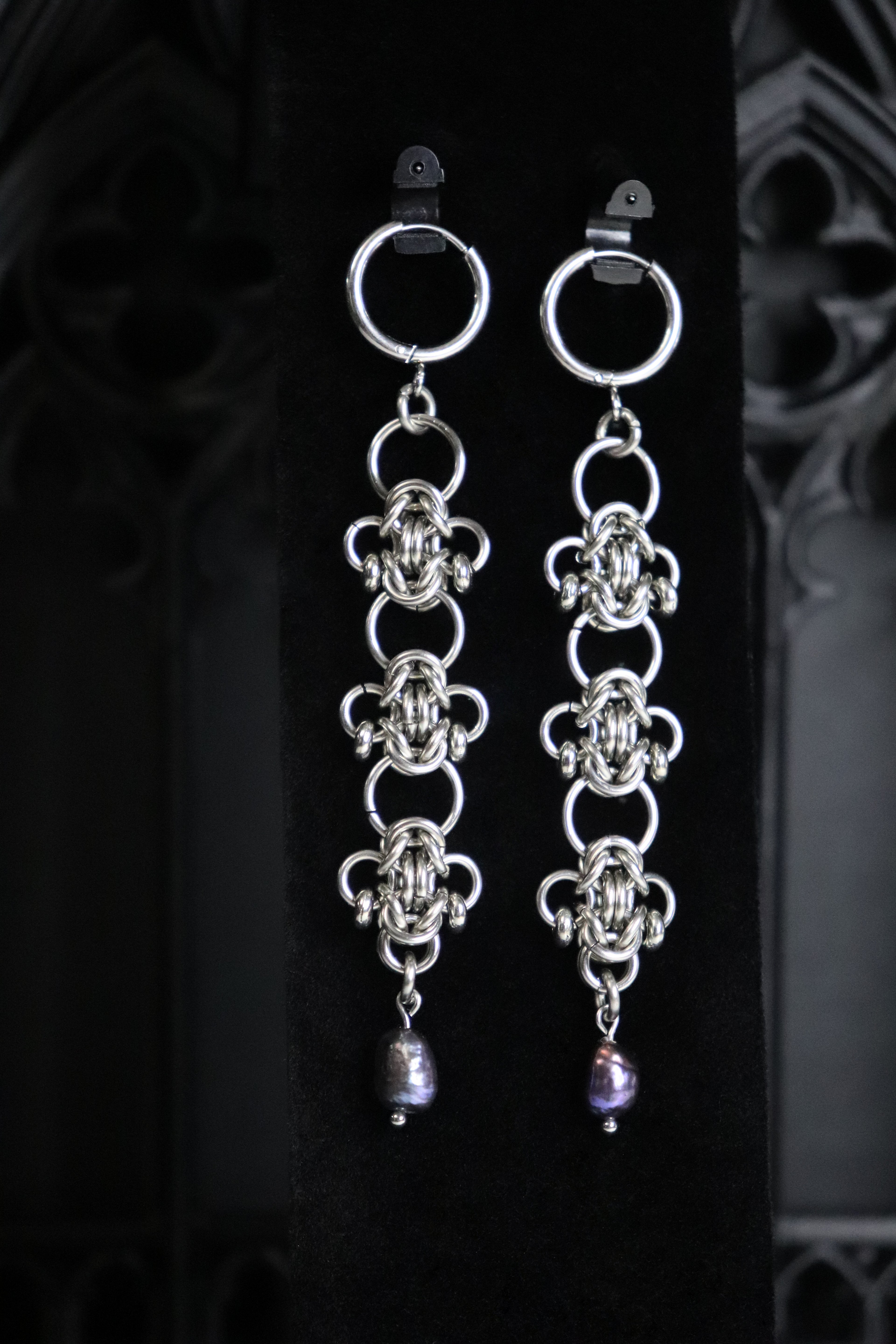 Siren Earrings Black